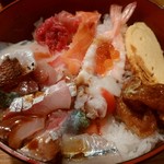 寿司一 - 海鮮丼大盛り