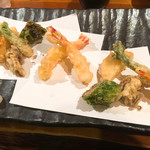 旬魚処 海蔵 - 天ぷら盛り合わせ