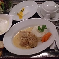 ビストロ グルマン - 鶏肉のブランケットクリームの軽い煮込み