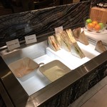 KrisFlyer Gold Lounge - 