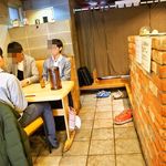 麺屋 極鶏 - 店内（テーブル席）