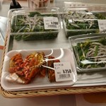 ふたごの湯 - オツマミも…何でもありっす(笑)
