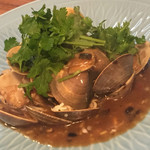 六徳 恒河沙 - はまぐりの豆豉炒め