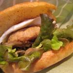 テーラ・テール - つくねサンド