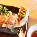 西村や 加古町店 - 餃子