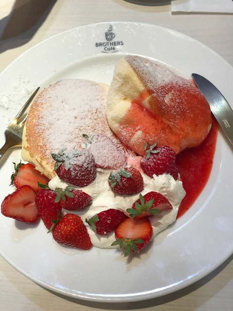 Stitch8561さんが投稿したパンケーキ スイーツ ブラザーズカフェ 梅田オーパ店 大阪 梅田 の口コミ詳細 食べログ