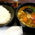 Kare Hausuko Koichi Banya - スープカレー（チキンと野菜のカレー）￥931