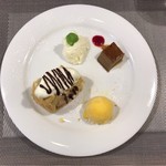 リストランテ ラ チャウ - デザートも隙なしな仕上がり。