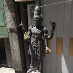 ナイルレストラン - ヴィシュヌ神がいらはります。