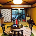 お部屋！居間。超広々。