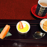 湯回廊 菊屋 - 水菓子。マンゴープリンが濃厚で美味しかった。