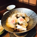 湯回廊 菊屋 - 朝食の湯豆腐
