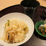 観山 - 8.食事：九条ネギ(修学院)主体の穴子ご飯 餅米ブレンド 八丁味噌赤出汁 漬物