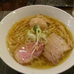 らぁ麺やまぐち 辣式 - 味玉入り塩らぁ麺