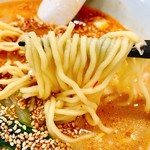 Minou - 麺は熱々なのでギリギリかな・・・