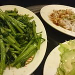 紅翻天生猛活海鮮 - 