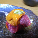 ふく田 - 牛刺し雲丹巻（アップ）