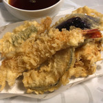 銀座天一 - 天ぷら盛合せ  500円。天つゆ 80円。
