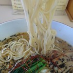 支那そば心麺 - 旨辛みそラーメンの麺の感じ
