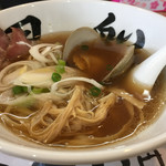 貝だしラーメン黒船 - 貝だしラーメン(醤油)750円