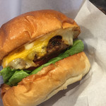 ブコウスキー - ♪デラックスチーズバーガーセット¥950