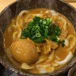 四方吉 - 豚カレーうどん
スパイシーかつクリーミー。
コシもあります。