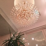 レストラン 間 - シャンデリアが素敵〜♡