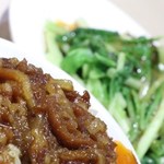 鬍鬚張魯肉飯 - 