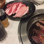 Yakiniku Juujuu Karubi - 