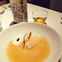レフェルヴェソンス - 温もり　～　新玉葱のスープ　川俣軍鶏と新筍　発酵クリームと甘海老のカラメル