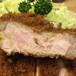 丸一 - ランチロースかつ断面
      ２０１７年５月１１日実食