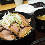 グリル カキヤス - ローストビーフ丼