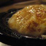 備長炭火ホルモン焼 しちりん - にんにくオイル焼きの後の玉子焼きです。