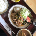 サルーン - やきにくランチ