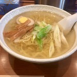 らあめん厨房 どる屋 - 鯛だしのスープ、他に類を見ない旨さです