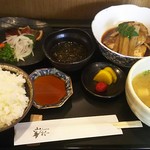 山桜 - 山桜ランチ 税込900円 (2017.05.11)