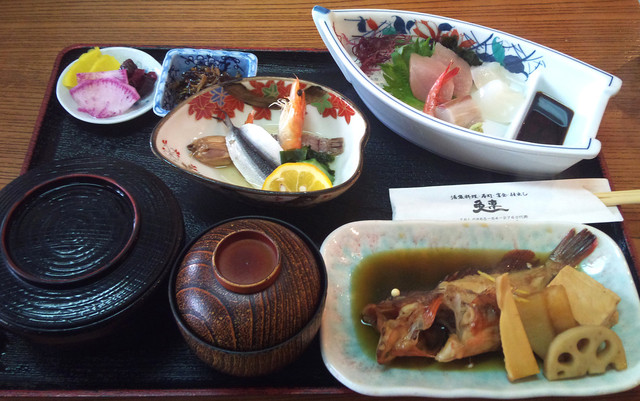 活魚料理 魚専 (カツギョリョウリウオセン) - 里庄/海鮮 活魚料理 魚専 (カツギョリョウリウオセン) - 里庄/海鮮