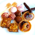 横浜モノリス - 