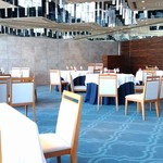 横浜モノリス - 