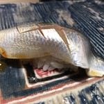 第三春美鮨 - 小鰭　50g　投網漁　熊本県天草