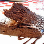 ラ フルール ド スリジエ - チョコの小さなかたまりが入ってさらに濃厚