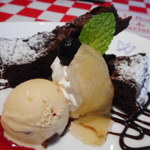 ラ フルール ド スリジエ - キャラメル味のアイス