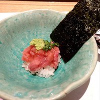 築地青空三代目 大名古屋ビルヂング店 - 中落ちと海苔