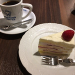 Hoshino Kohi Ten - プレミアム苺ショートケーキのセット