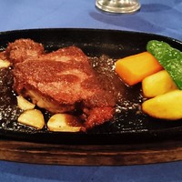 びふてき洋食存じやす - 牛ヒレステーキ