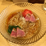 饗 くろ喜 - 季節の限定「鴨とトマトの冷やしそば」1200円