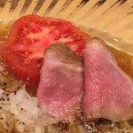 饗 くろ喜 - 鴨ロースと鰹出汁に浸けられたトマトのお浸し