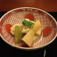 懐石 辻留 - 焚合：筍、鯛の子、蕗、木の芽