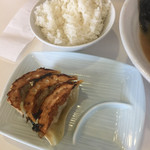桃太郎 - 