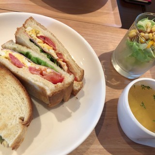 ファミリーカフェ ディアット_1